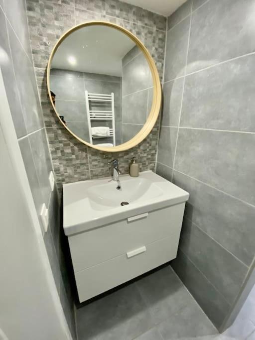 Peaceful Home Close To Airport With Parking Steenokkerzeel Exterior foto